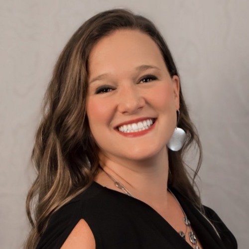 Mandi Baumgardner 